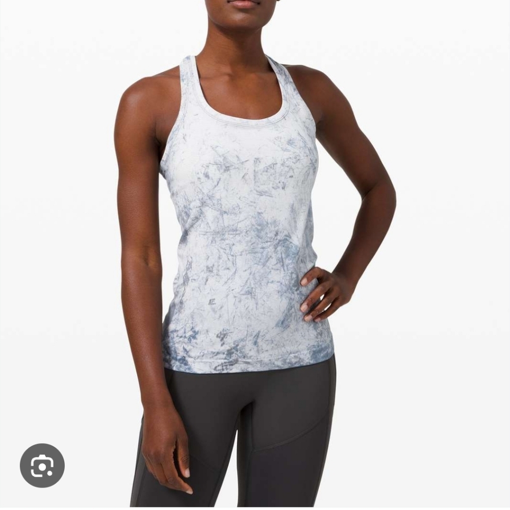 Lululemon Swiftly Tech Tank - Size S/M